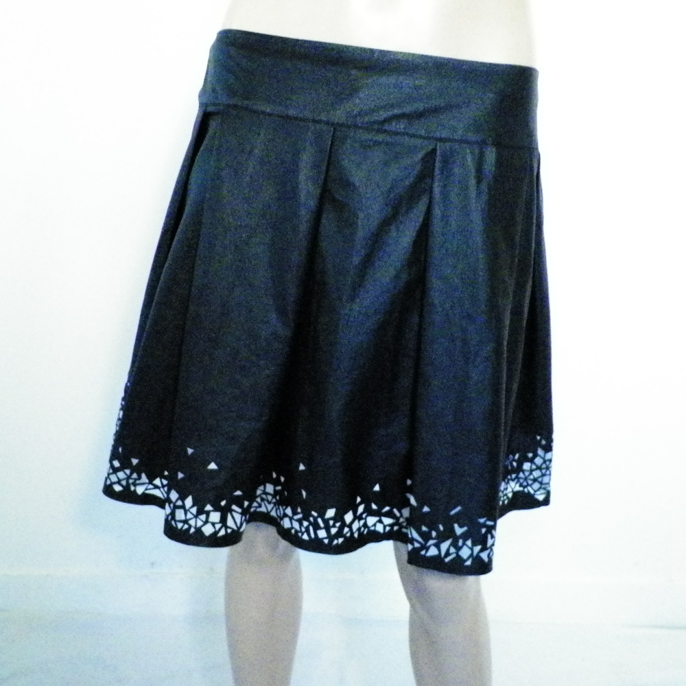 Jupe Noire COP COPINE T 40.  -  reconditionné disponible sur Label Emmaüs